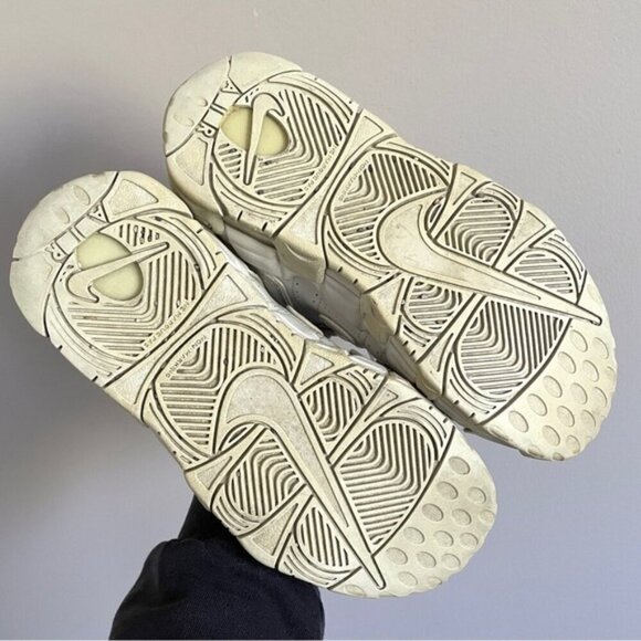 Nike Air More Uptempo GS - 6.5/7US, Light Bone - Picture 9 of 13